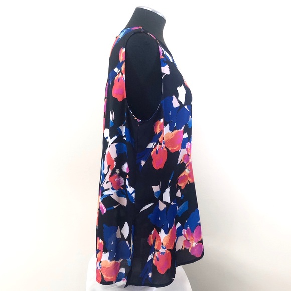 Vince Camuto - Floral Sleeveless Peplum Top - Picture 5 of 11